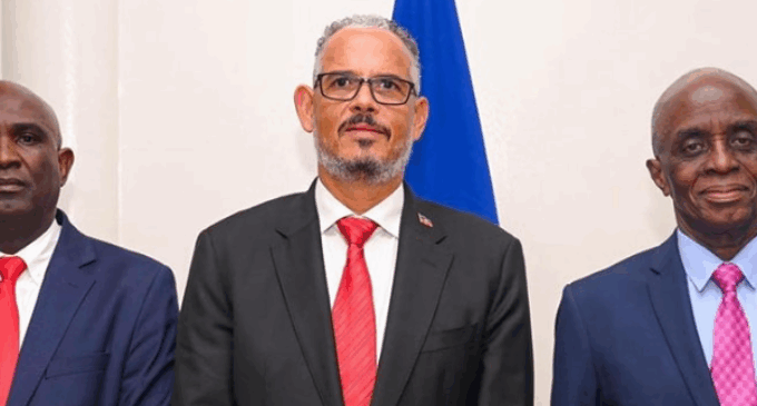 Installation de M. Paul Antoine BIEN-AIMÉ et de M. Patrick Sully JOSEPH.